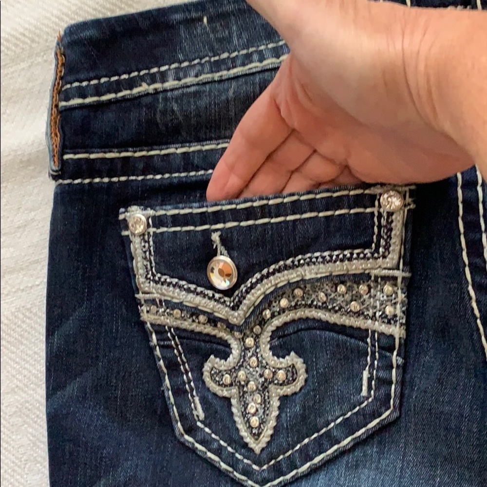 Jeans - Picture 9 of 10